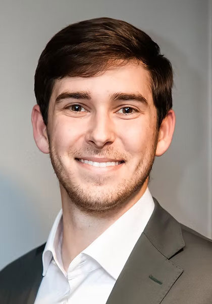 Dallas-Hixson-Jr-Headshot-optimized